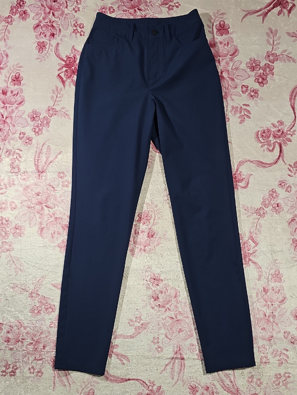 Nike Athletic Women's Navy Straight-Leg Pants Snag In Pics